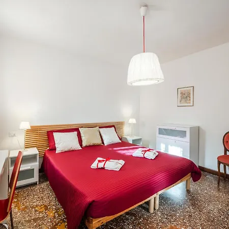Queen Home Carlotta Venice Exterior photo